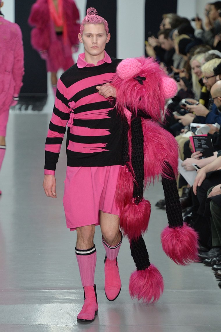 Смешная женская мода