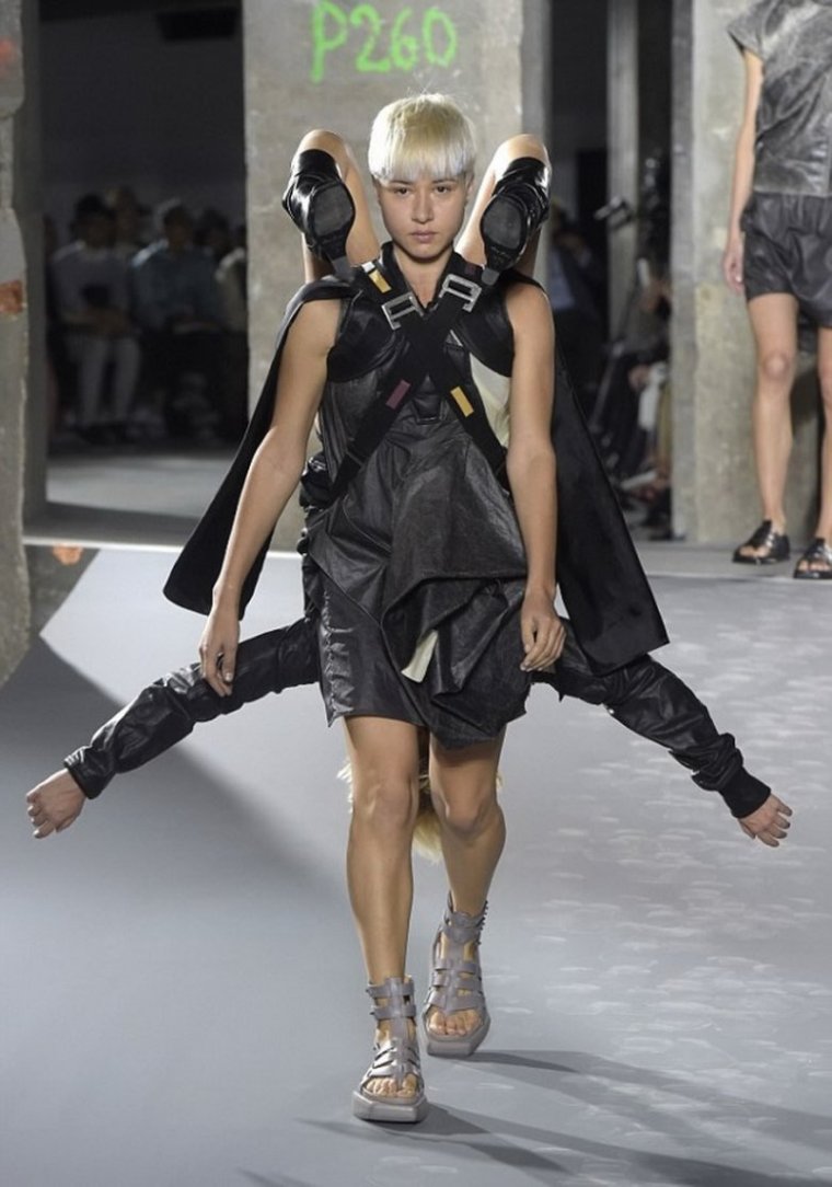 Неделя высокой моды в Париже (Paris Haute Couture week)