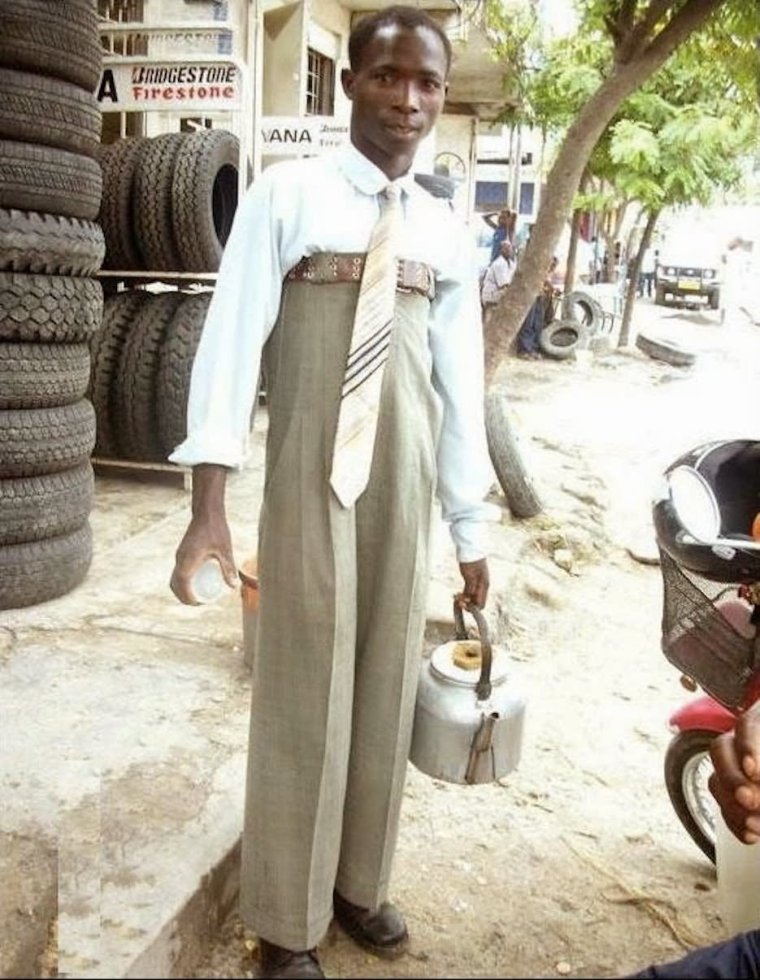 Штаны до подмышек