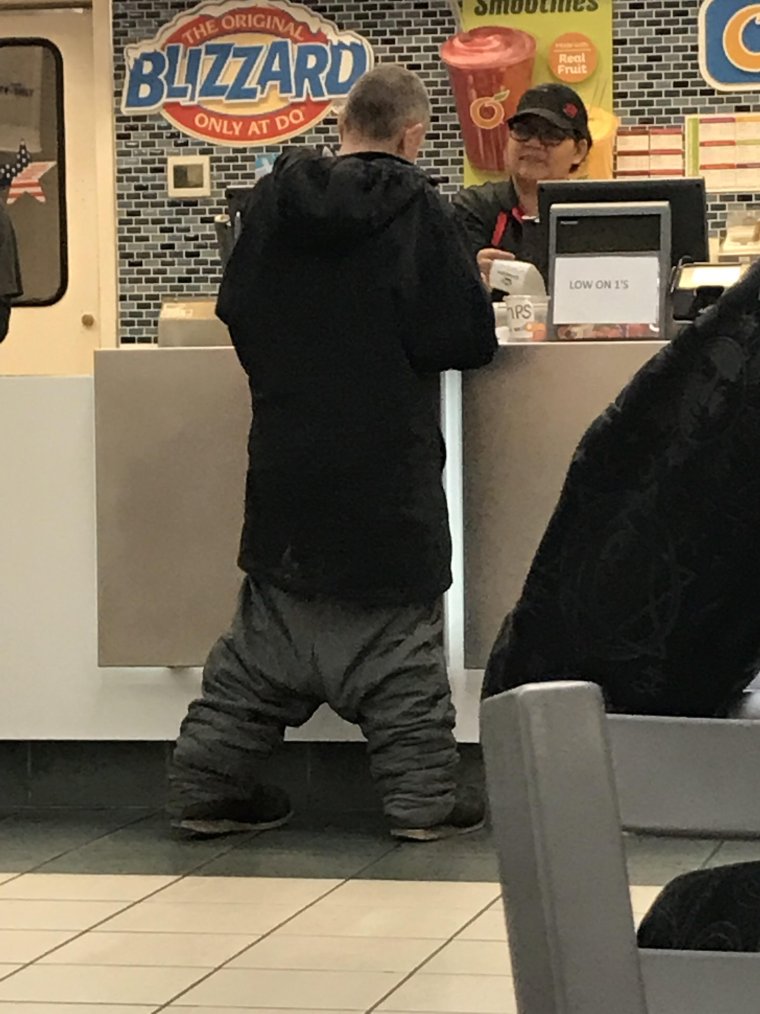 Натянула штаны