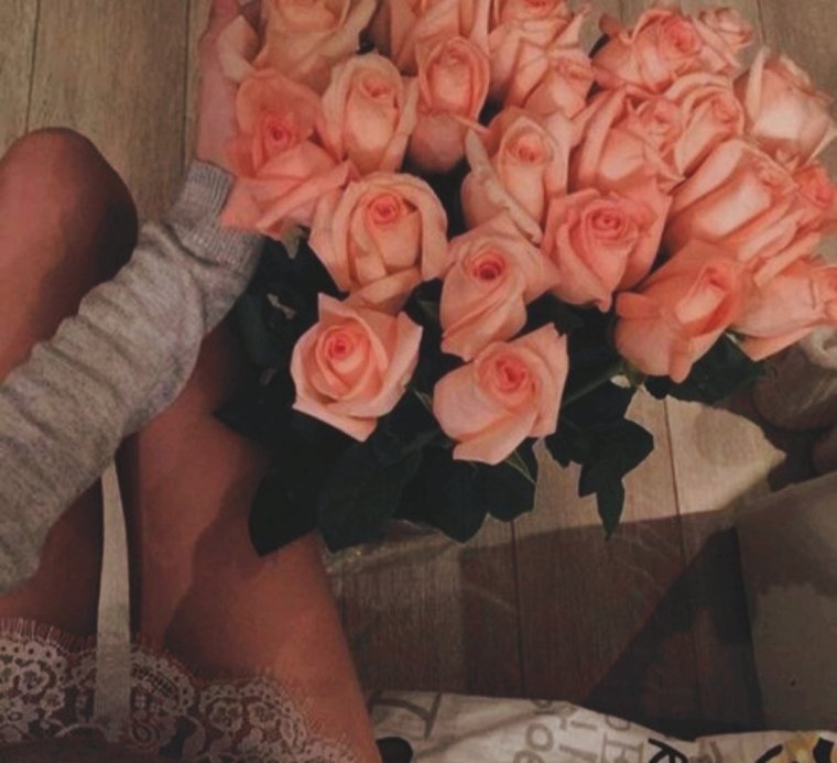 Пионы в машине