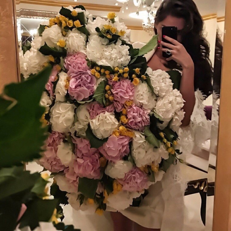 Букет в руках селфи