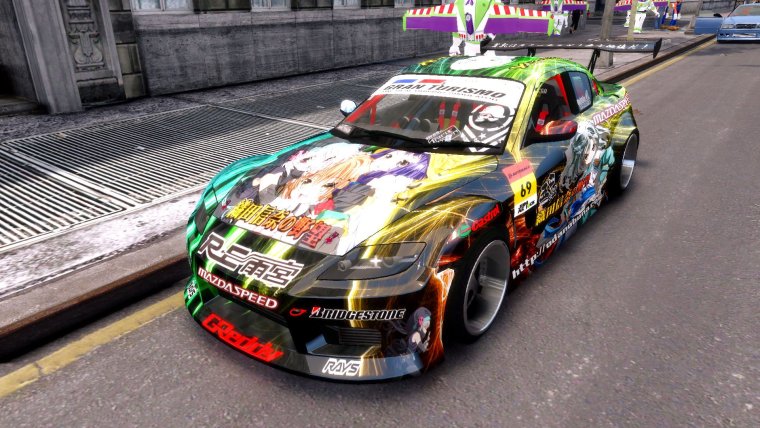 Винилы в Мэд аут 2