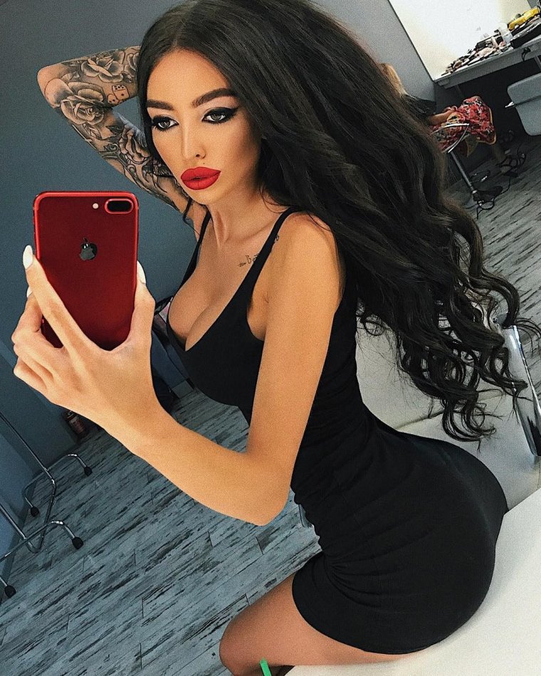 Селфи девушек гламурные