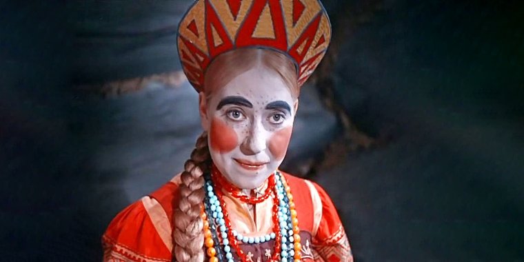 Забавная женщина