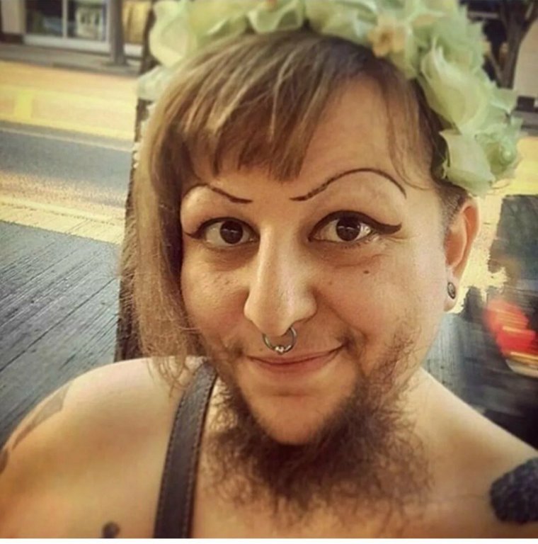 Толстая Вандер Вумен