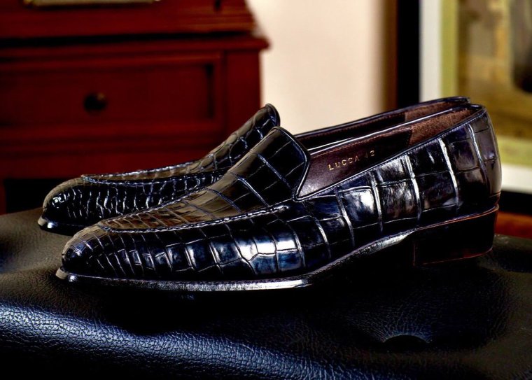 Мокасины Бриони из кожи крокодила