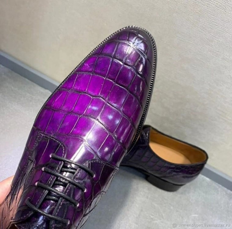 Мужские туфли фиолетовые из кожи крокодила