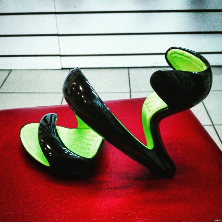 Необычные дизайнерские туфли