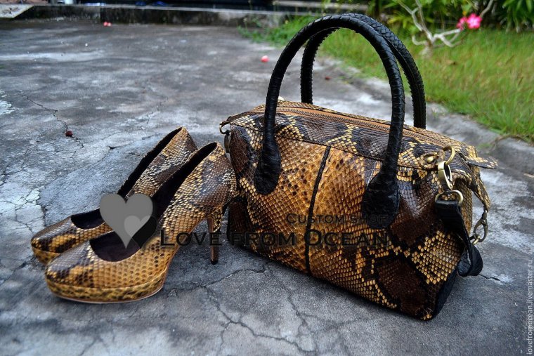 Туфли San Marina из кожи питона