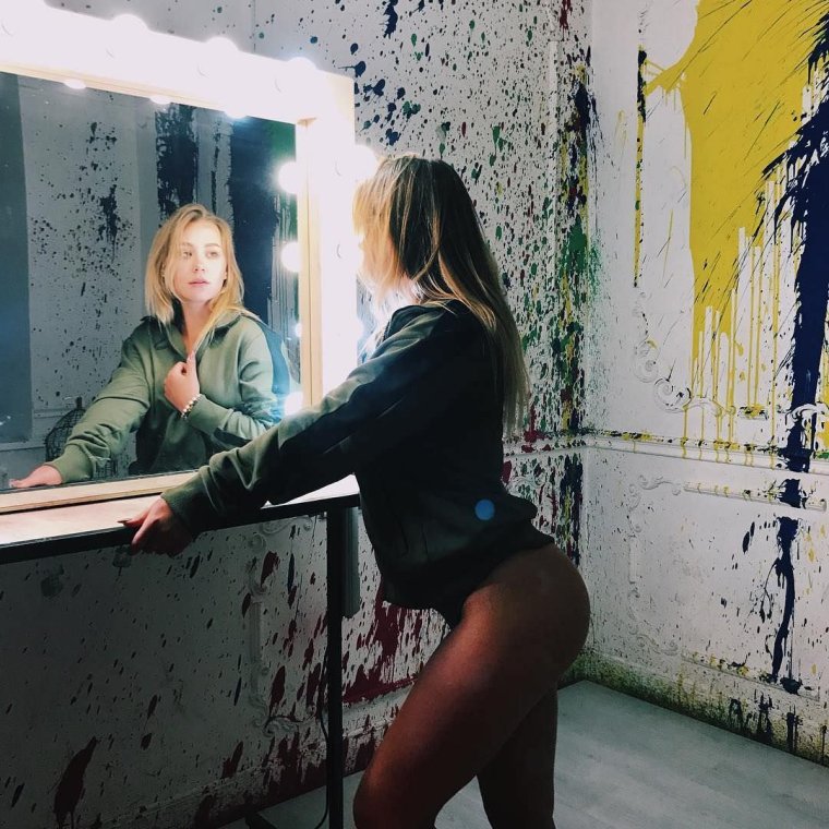 Ксения Хоффман