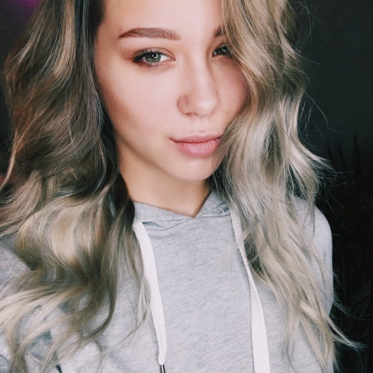 Ксюша Хоффман 2021