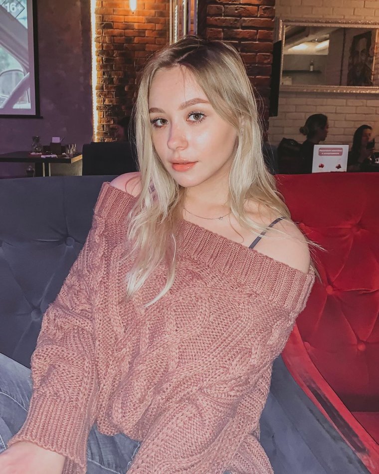 Дженнифер Хоффман hot