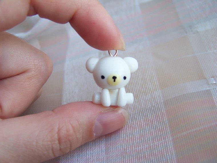 Заяц из пластилина