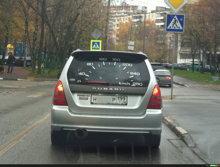 Наклейка на стекло спидометр