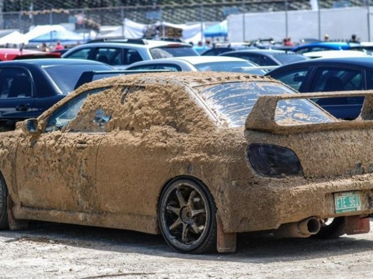 Маленькая Субару vivio