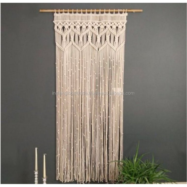 Дверь из веревок