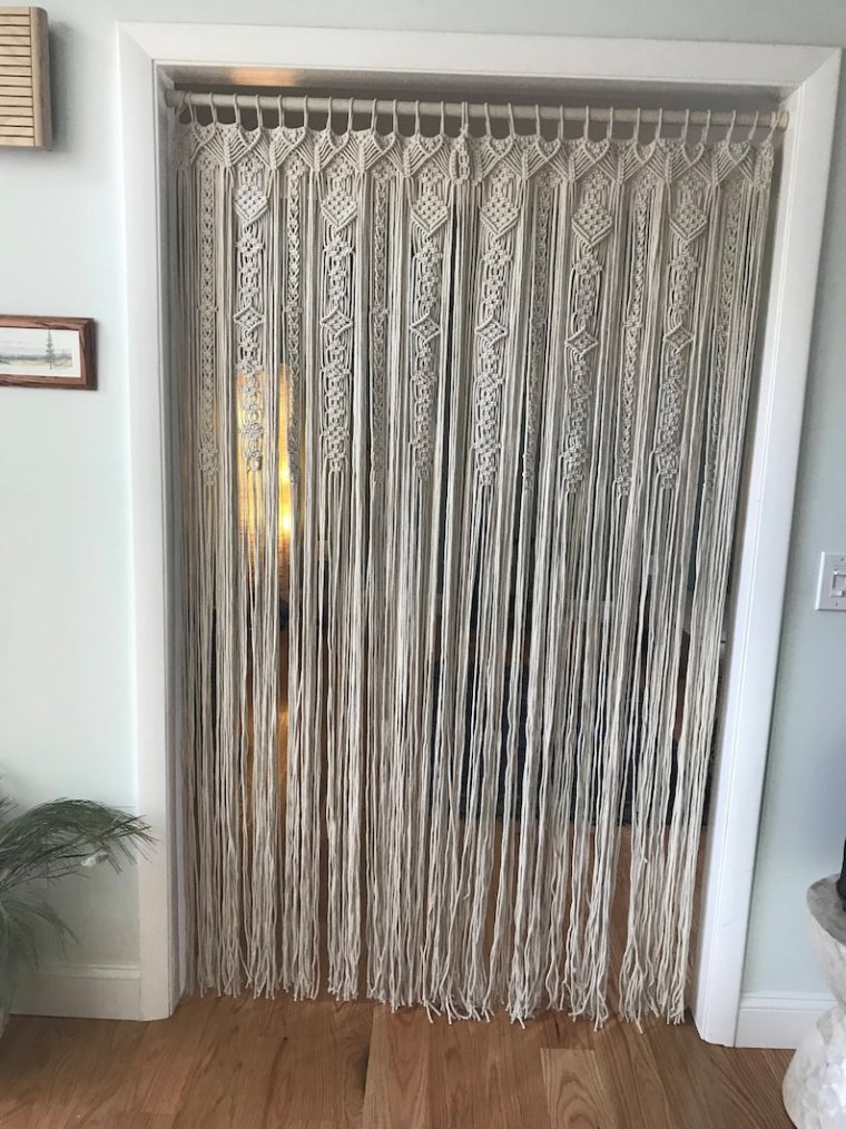 Шторы на дверной проем