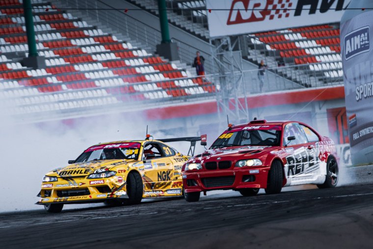 Наклейки Гоча Чивчян