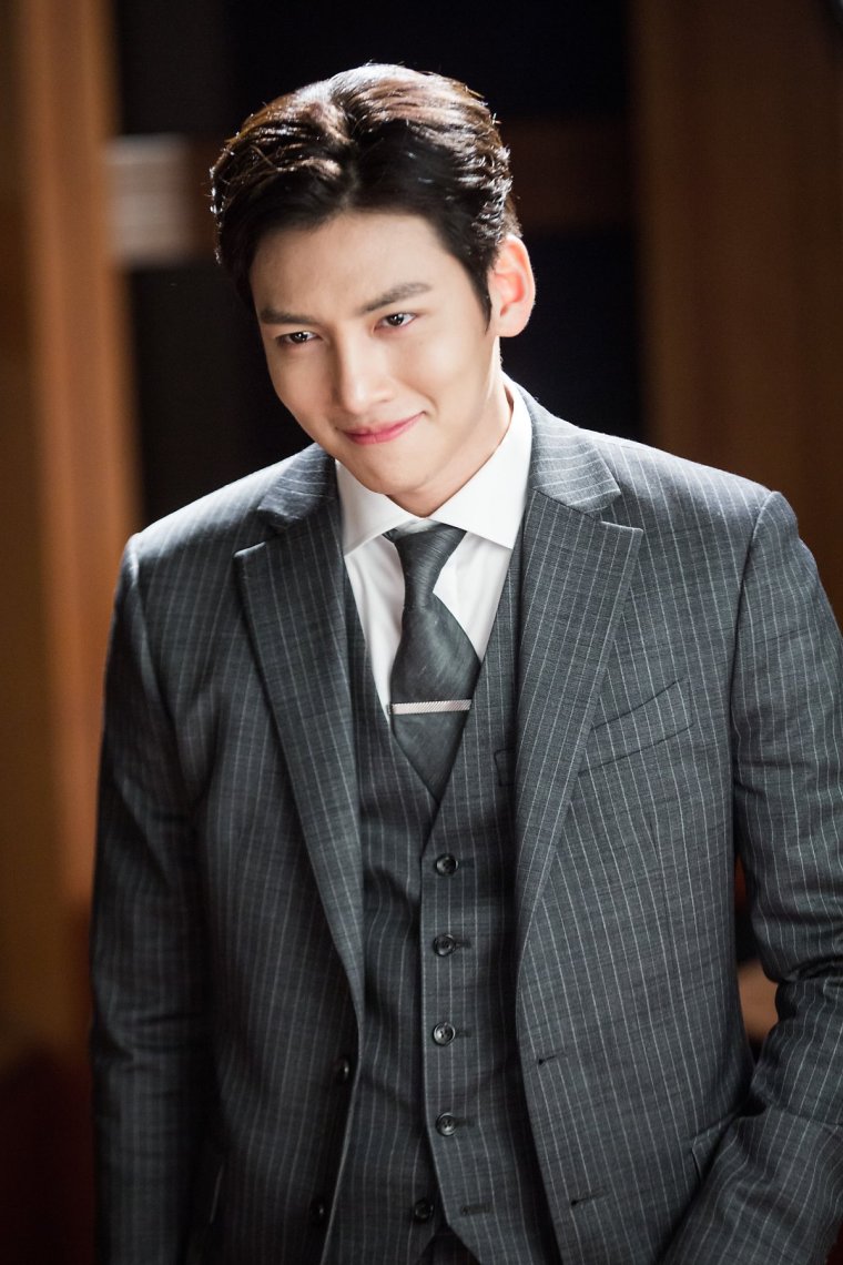 Ji Chang Wook 2019