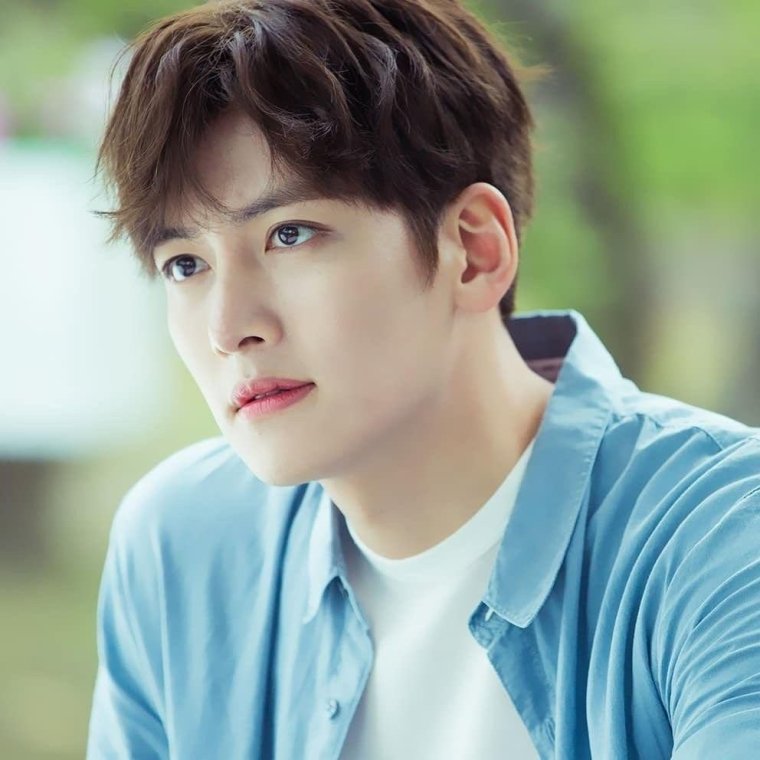 Актер Чжи Чан УК