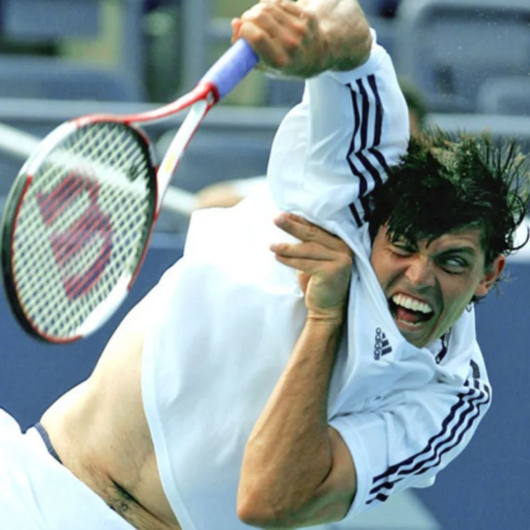 Мария Шарапова собака