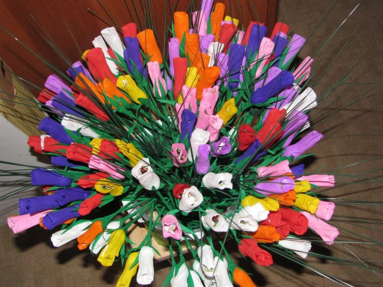 Букет из канцелярских принадлежностей