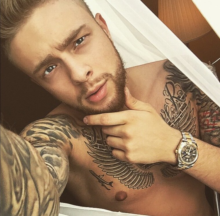 Плачущий Егор Крид