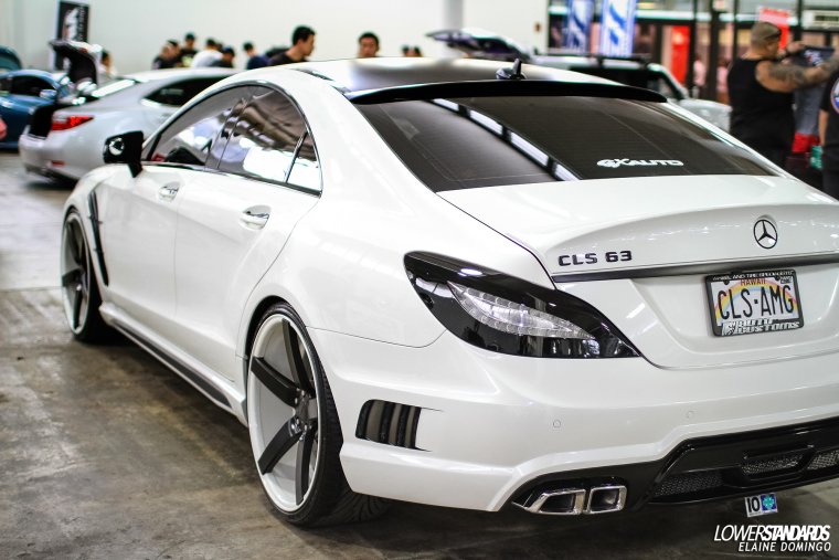 Мерседес CLS 500 Black AMG
