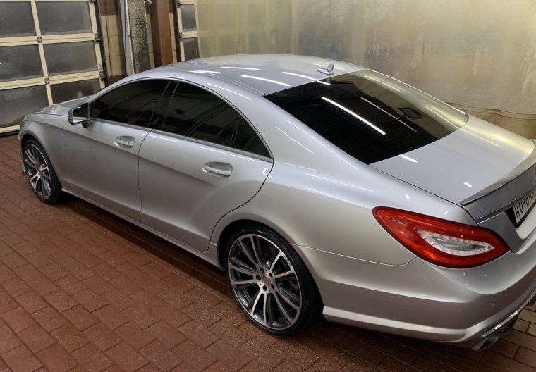 Mercedes Benz CLS 550