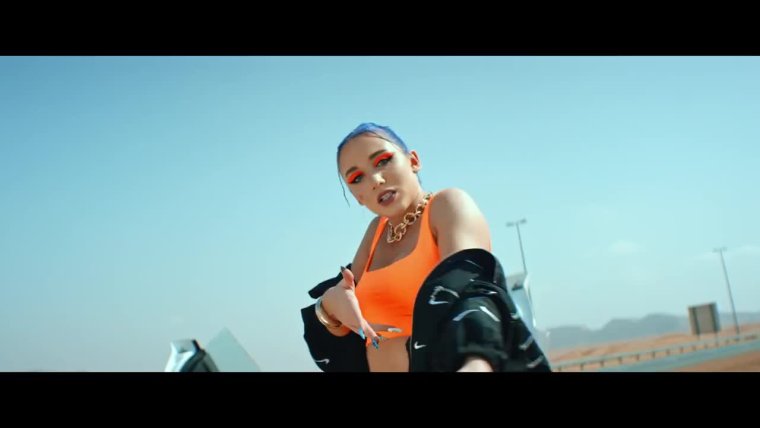 Миа Бойка 18
