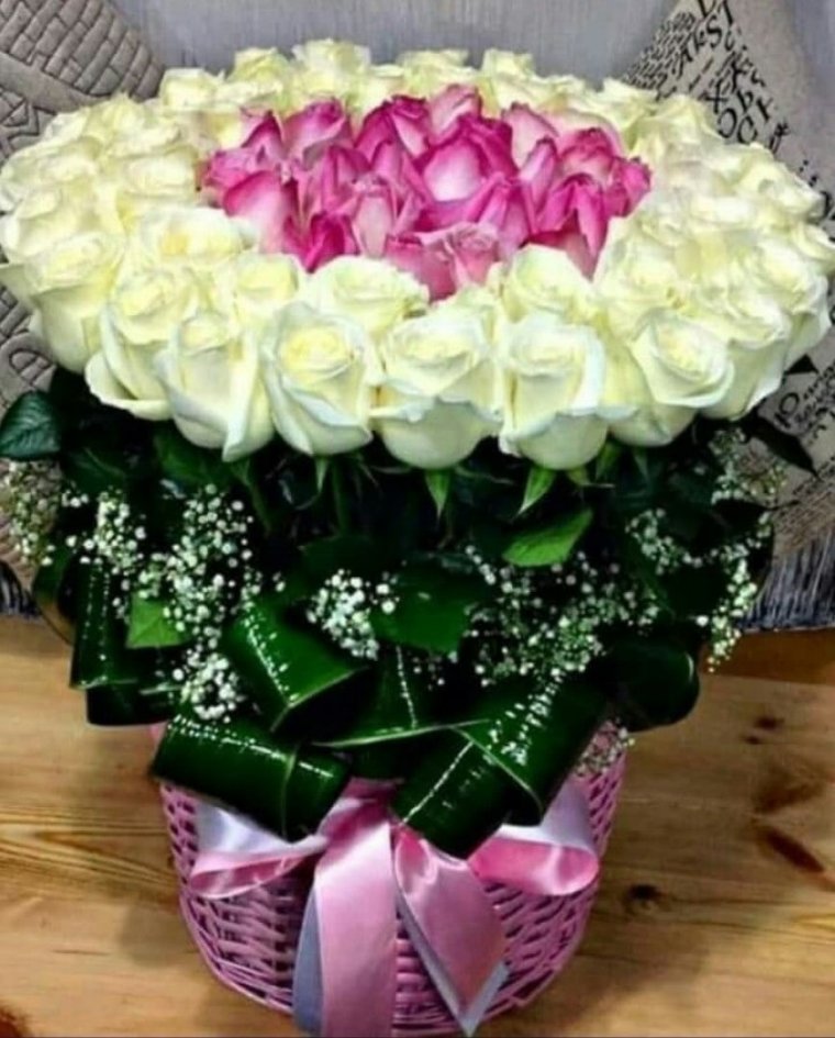 Красивый букет роз