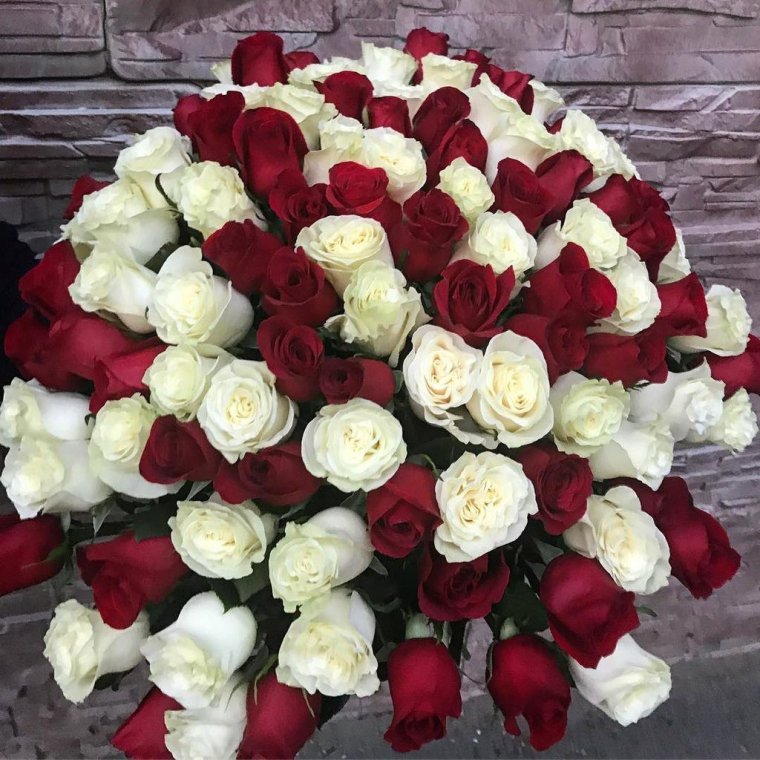 Кизил атиргуллар букет