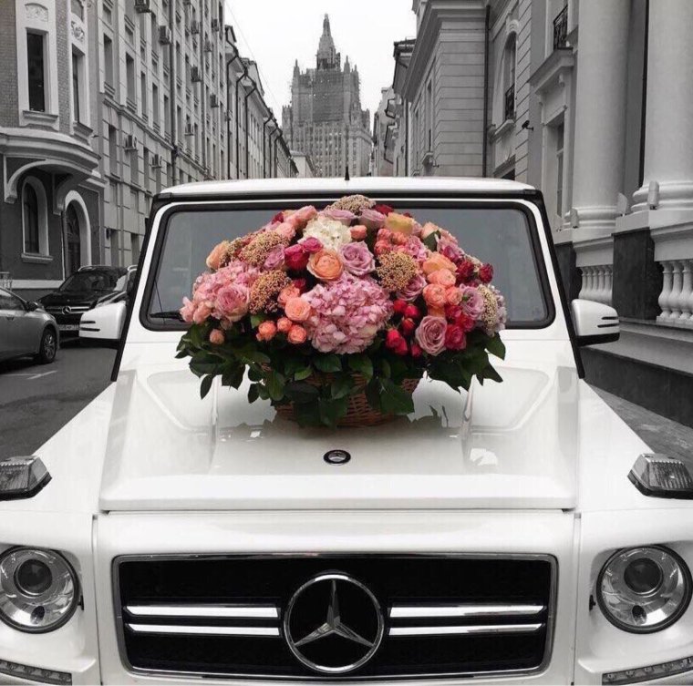 Мерседес с бантом