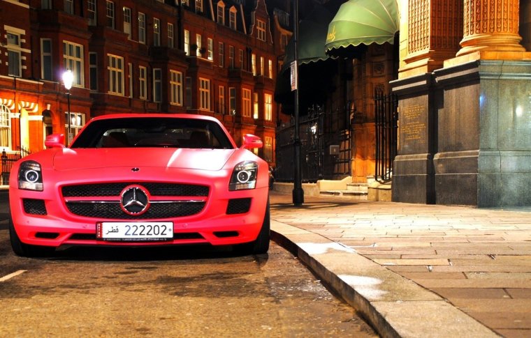 Mercedes Benz g63 Brabus пурпурный