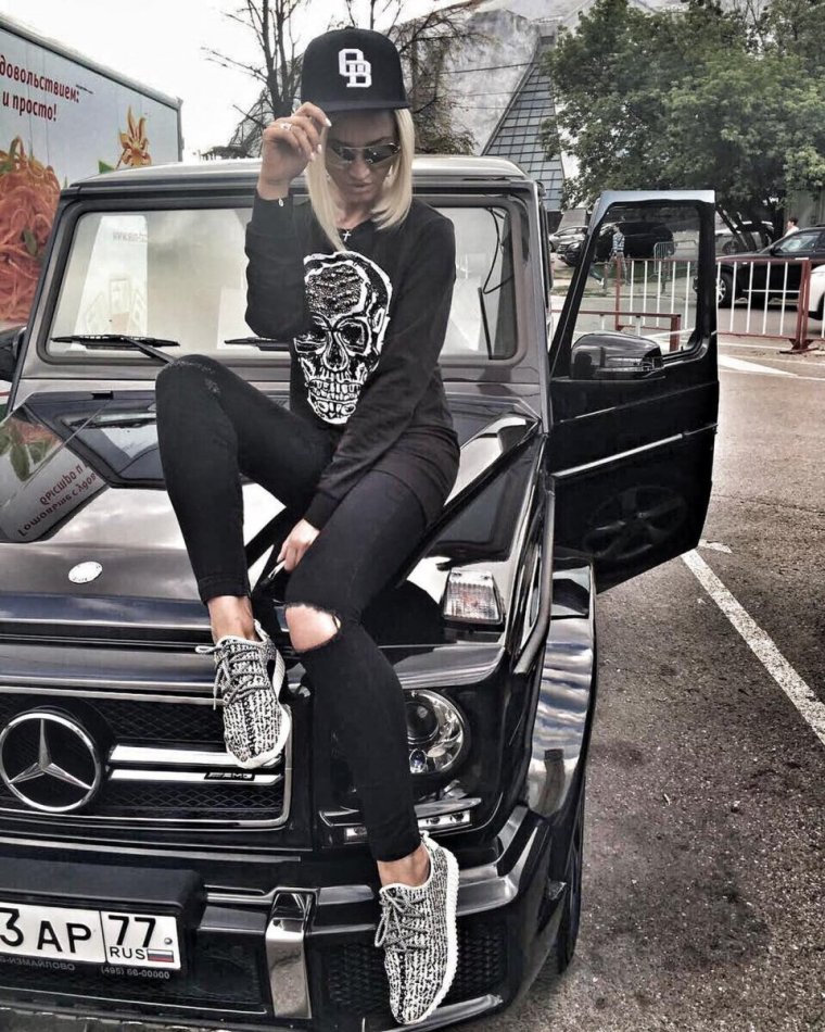 Mercedes AMG 63s Coupe GLE красный