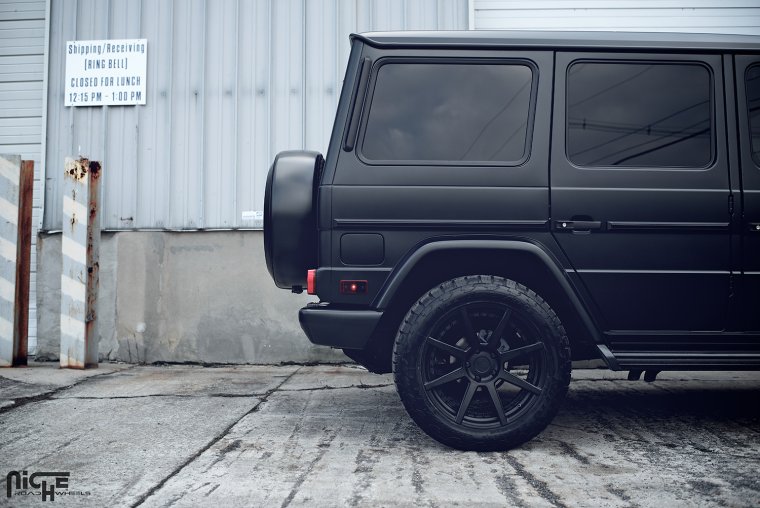 Mercedes-Benz g-class черный матовый