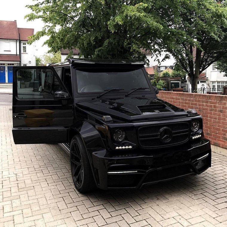 Мерседес Гелендваген чёрный матовый