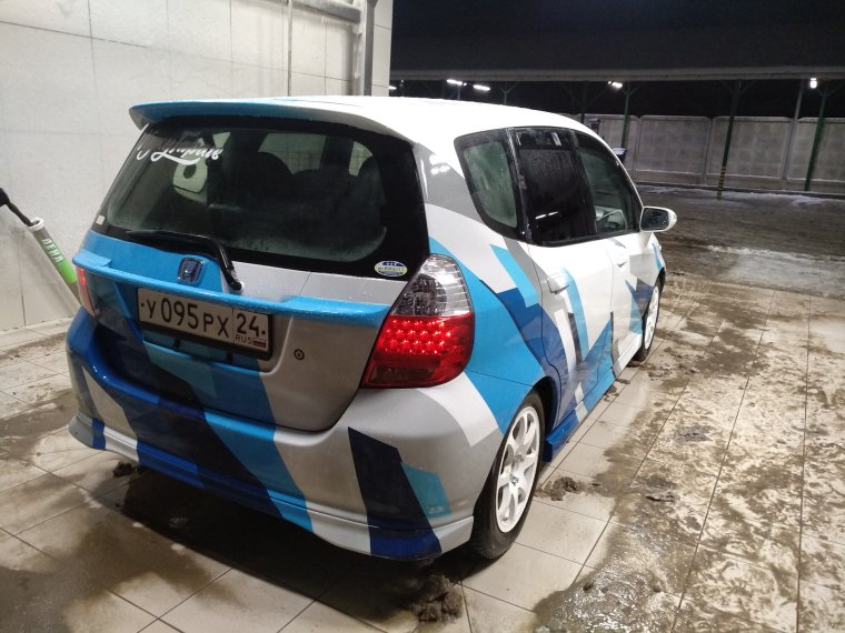 Краска Хонда фит yr546