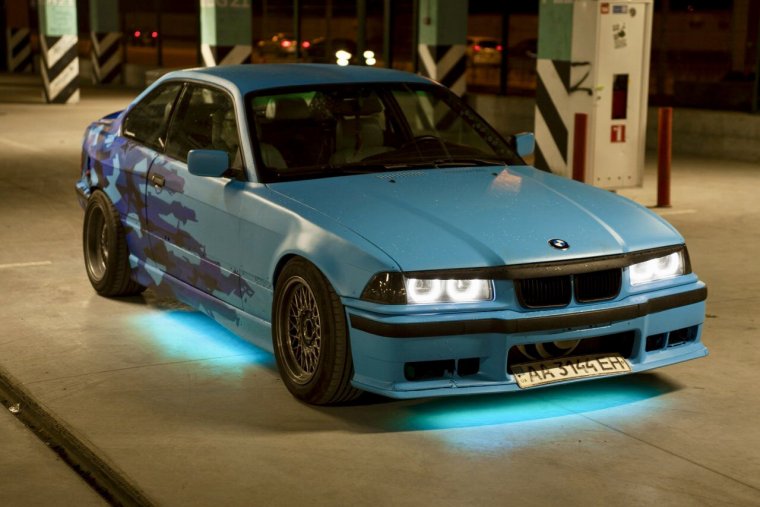 Краска Титан красная