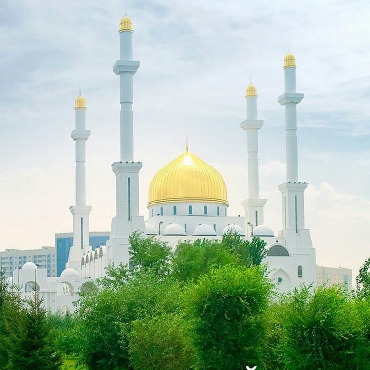 С праздником курбанаит