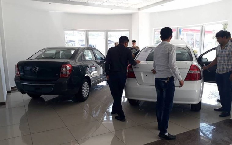 Автосалон Узбекистан Ravon