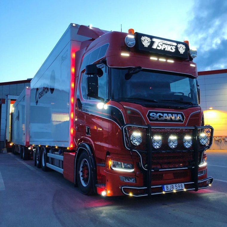 Вольво трак 2020