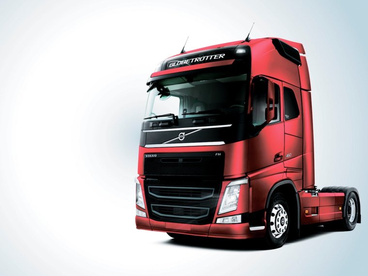 Вольво Тракс 2021