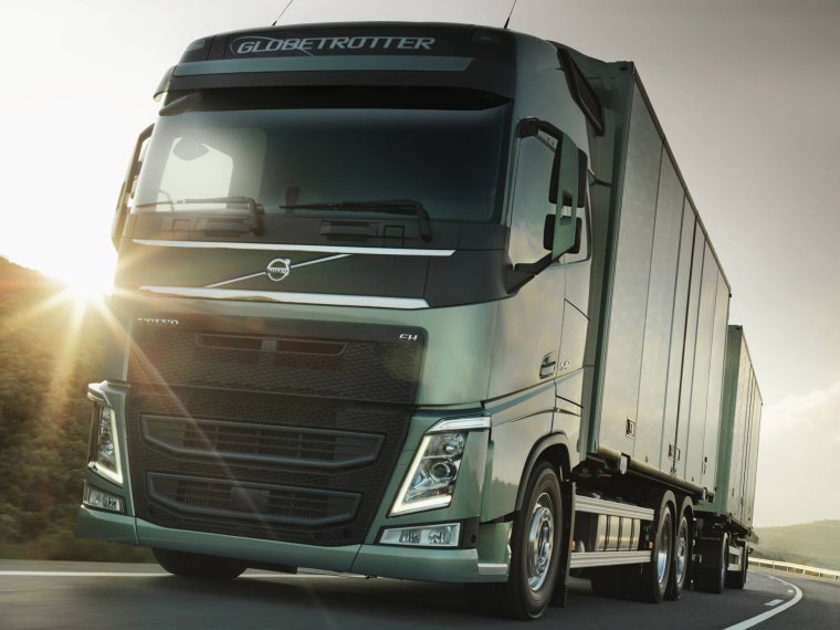 Тягач Volvo FH 2012