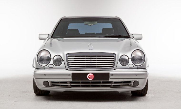 Mercedes-Benz w210 e60 AMG