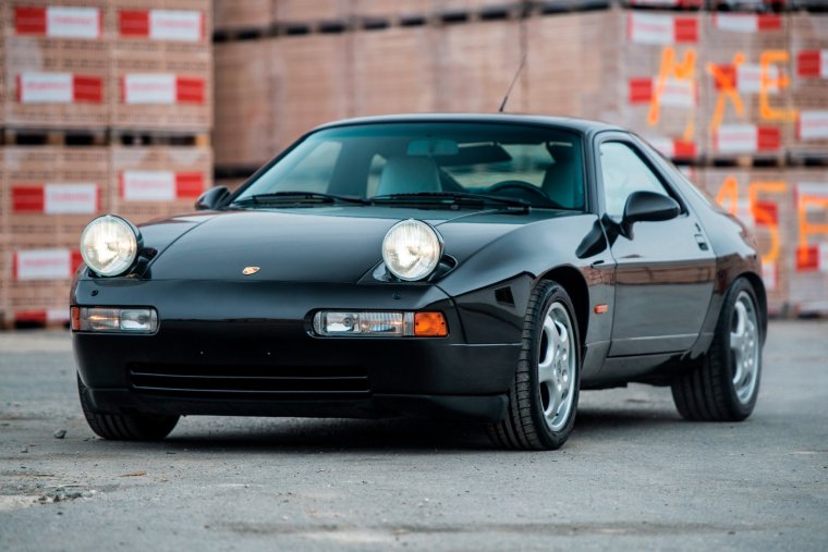 1991 Porsche 928 GTS