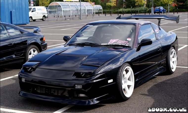 Nissan 180sx черный