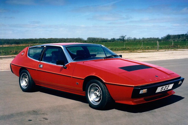 Лотус машина 1974