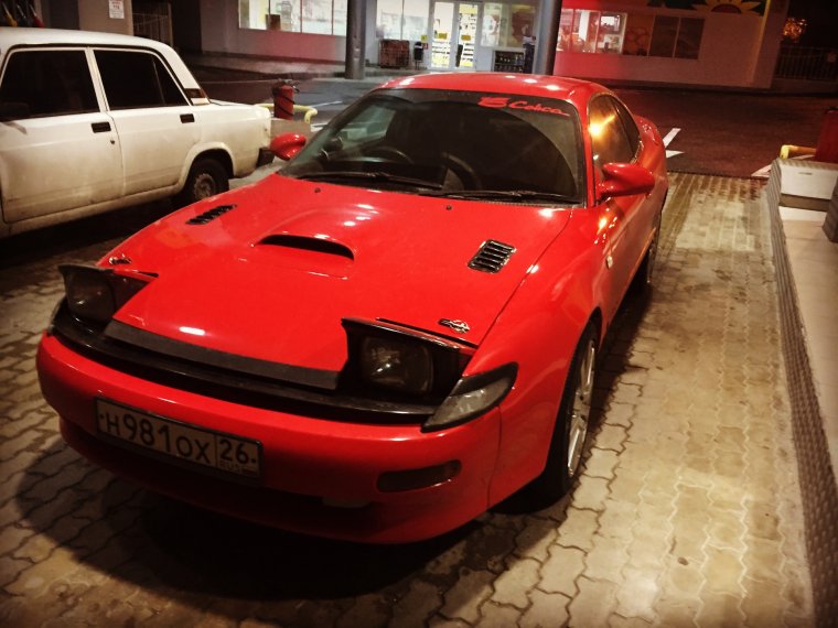 Toyota Celica 1997 с выдвижными фарами